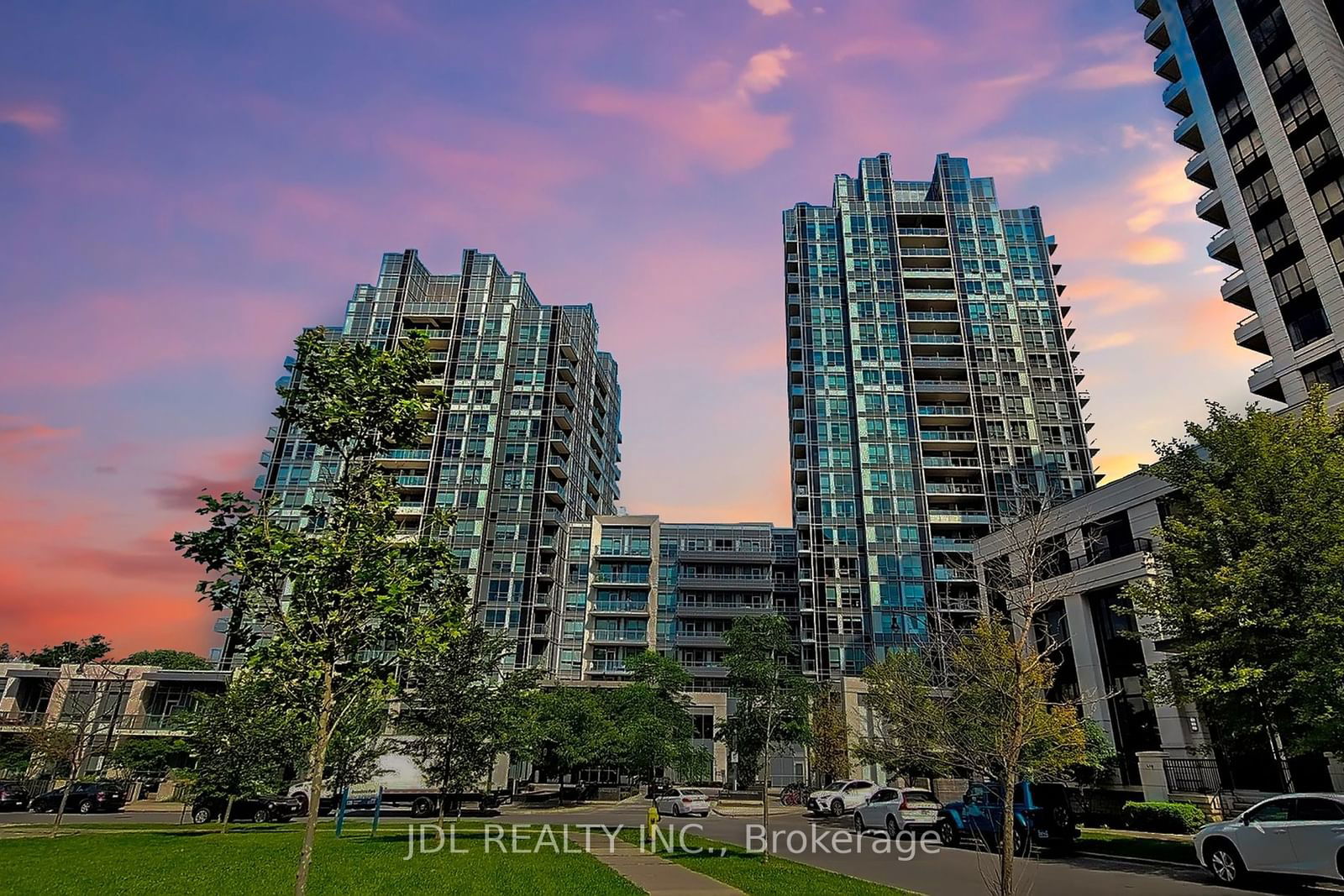 120 Harrison Garden Blvd, unit 1506 for sale