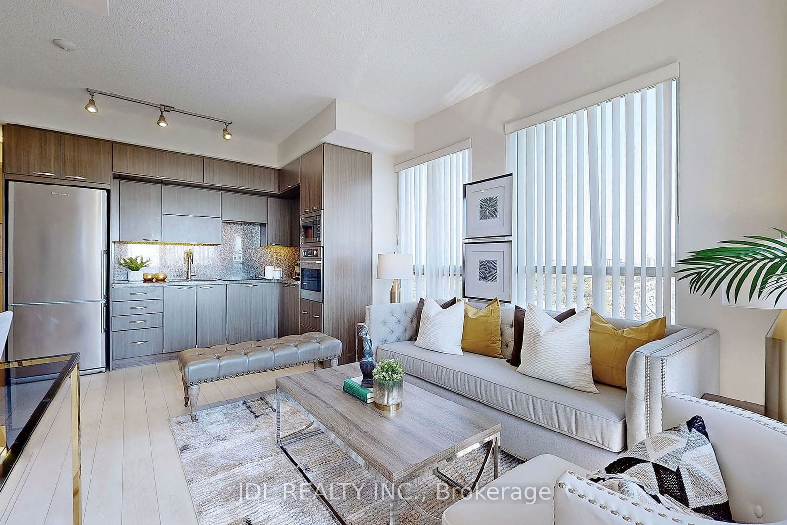 120 Harrison Garden Blvd, unit 1506 for sale - image #8