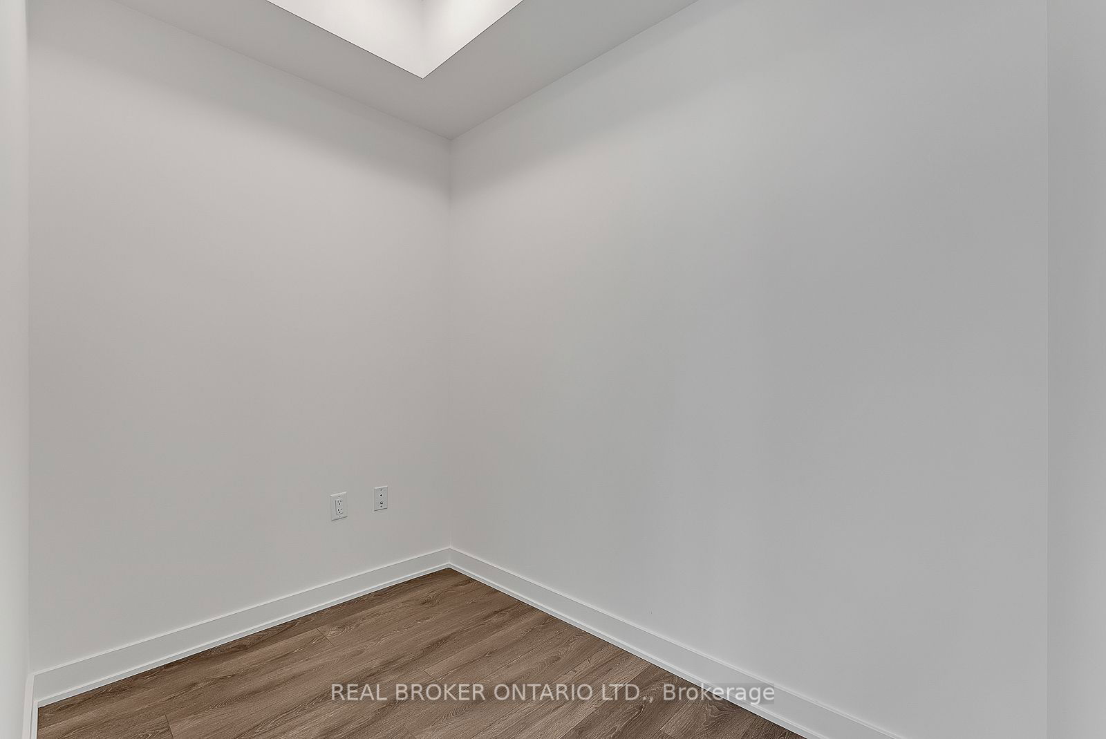 195 Redpath Ave, unit LPH16 for rent - image #15