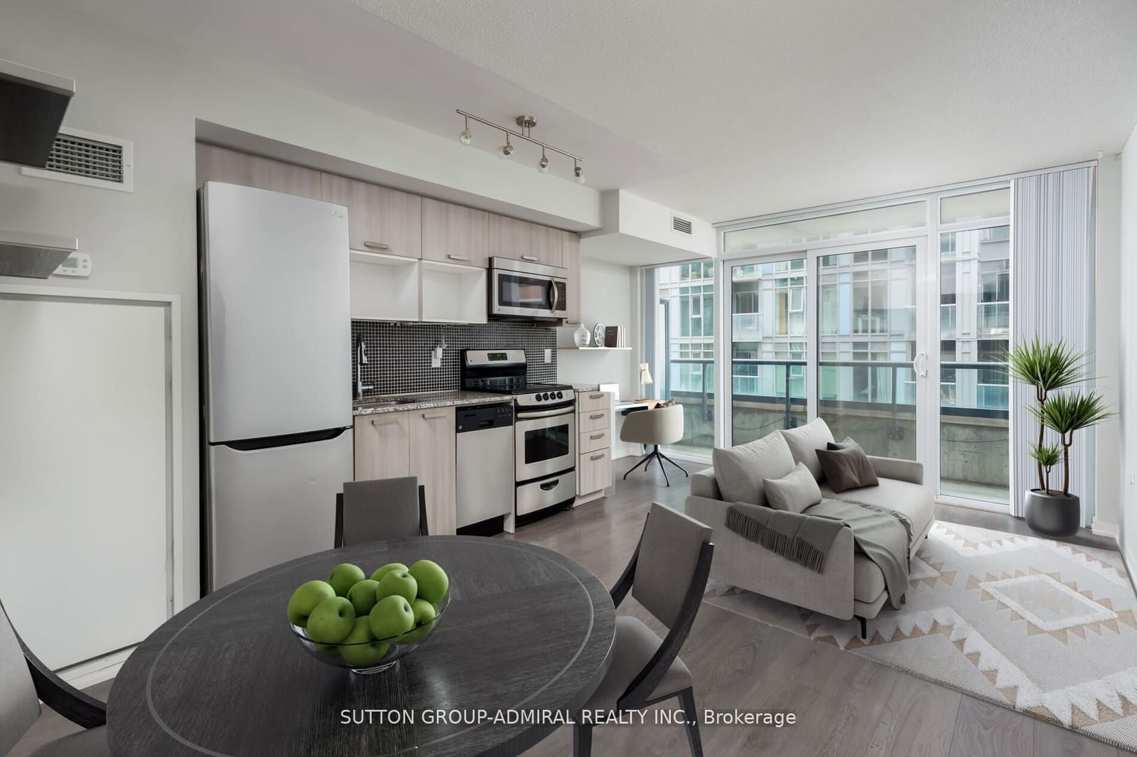 36 Lisgar St, unit 512W for sale - image #4