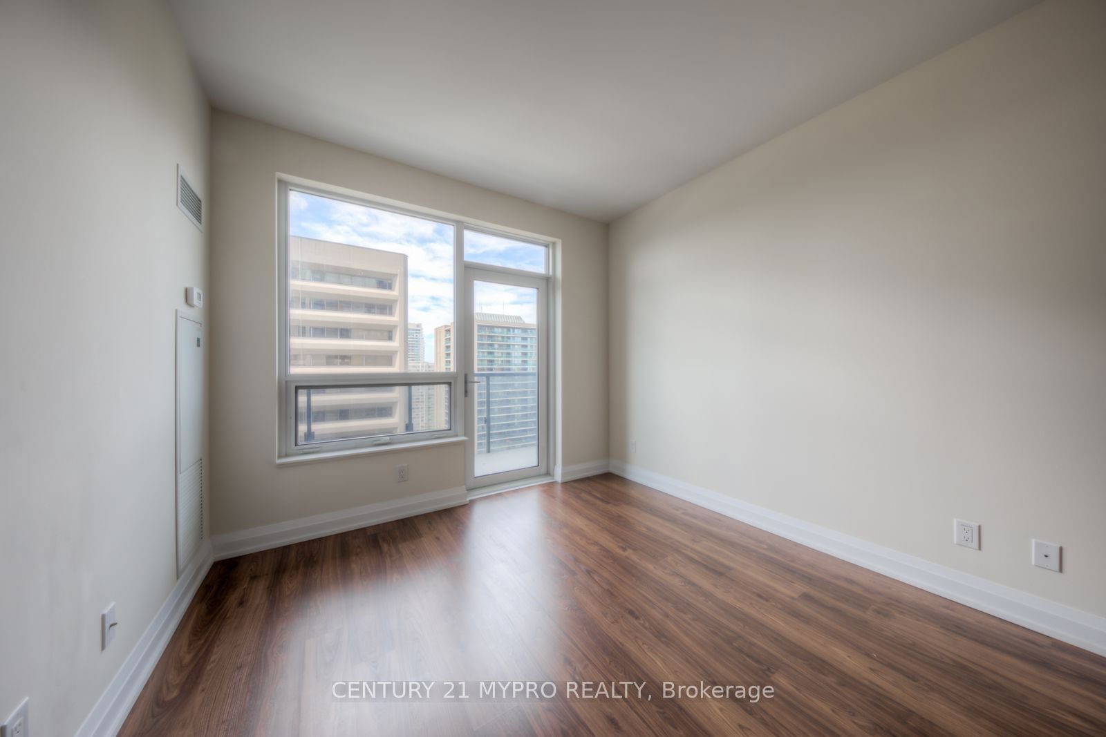 5 Sheppard Ave E, unit 1821 for rent - image #9