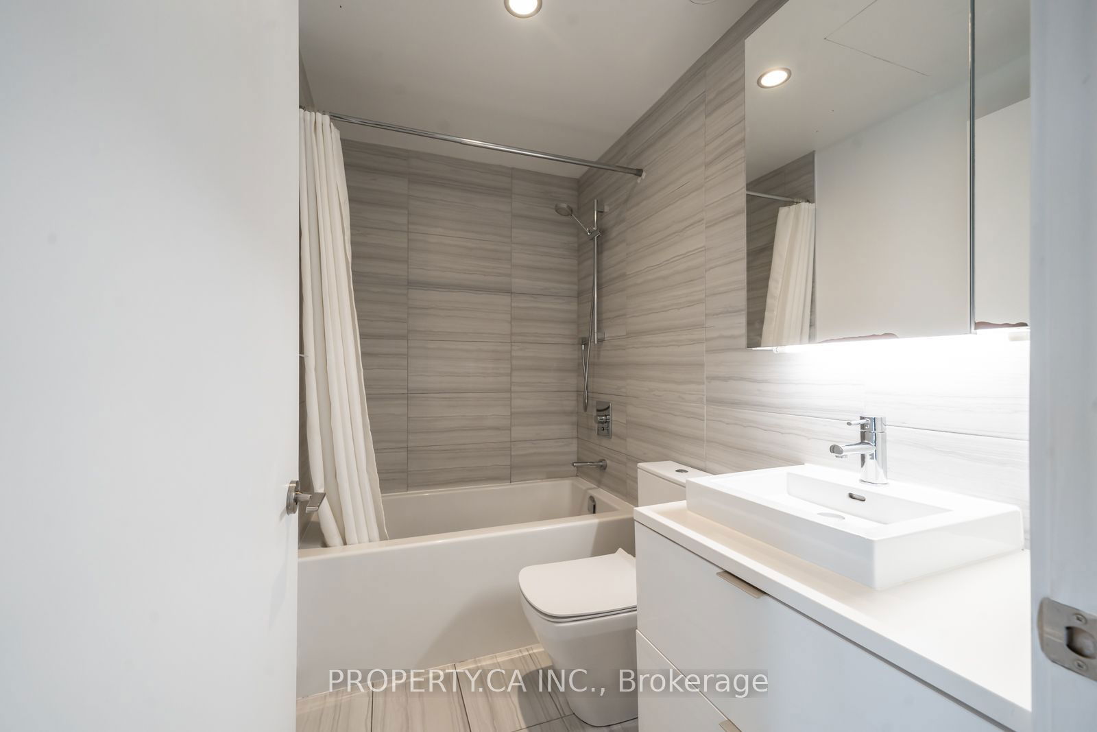 170 Bayview Ave, unit 710 for sale - image #14