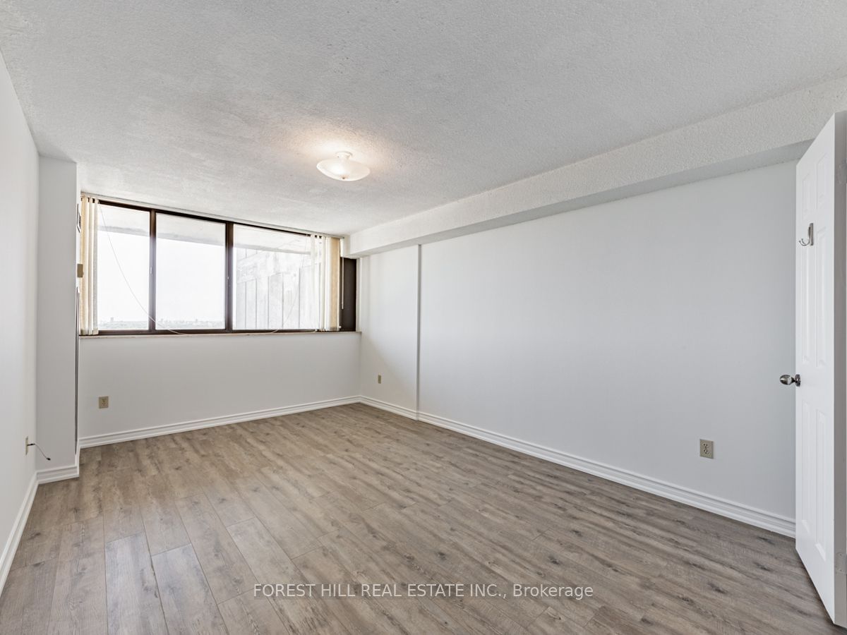 3000 Bathurst St, unit 1607 for rent