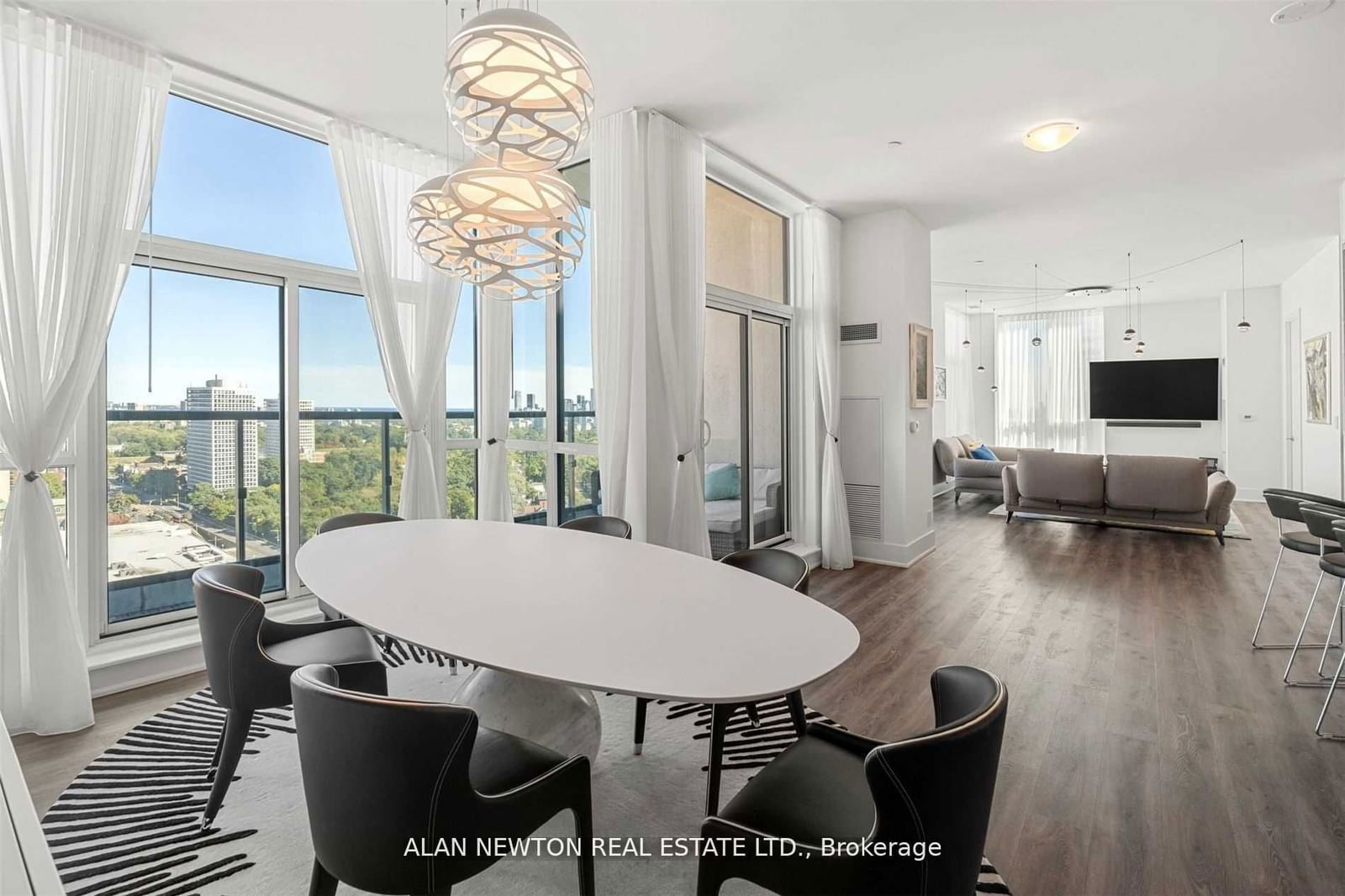 1486 Bathurst St, unit Ph02 for sale - image #2