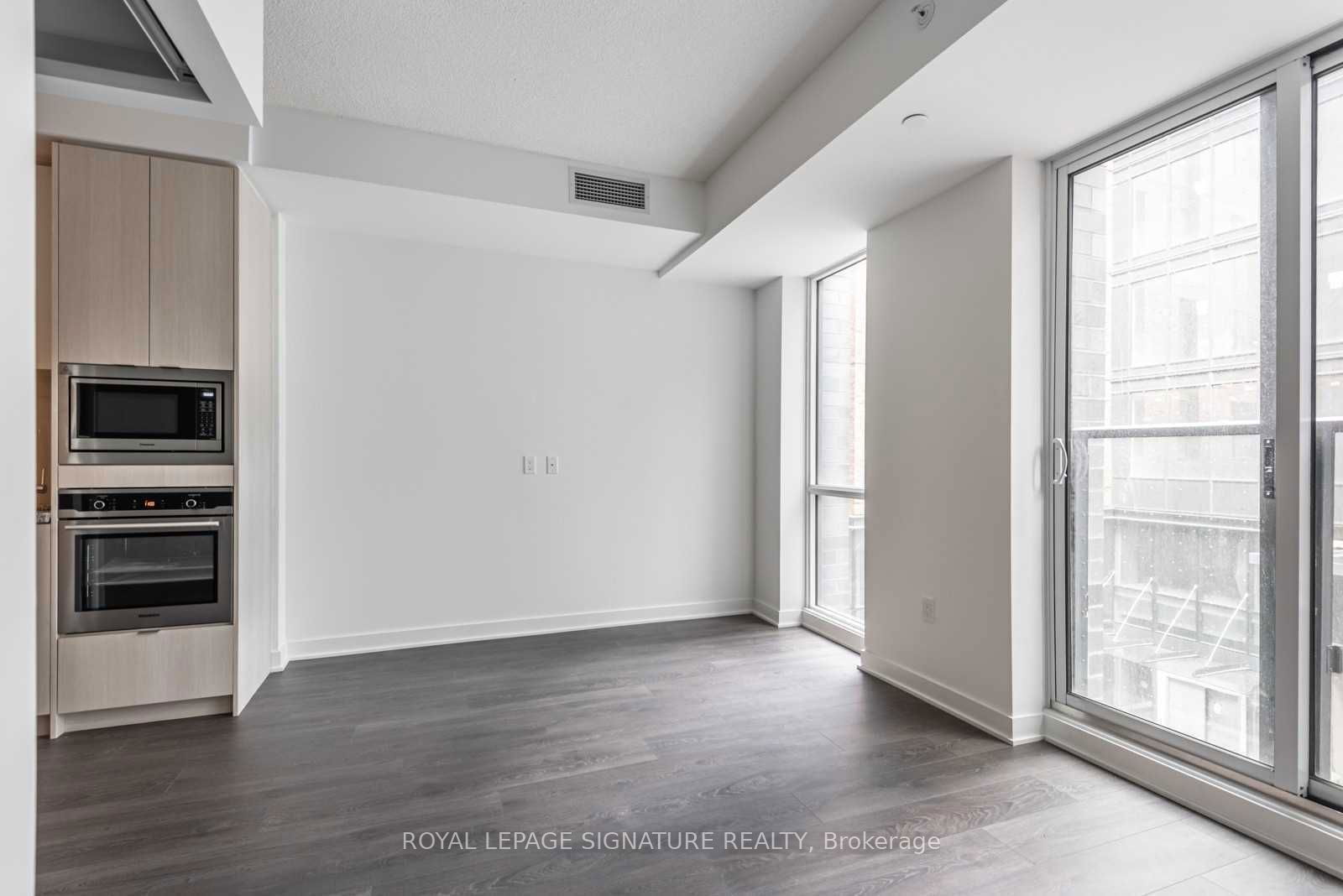 115 Blue Jays Way, unit 505 for rent - image #10