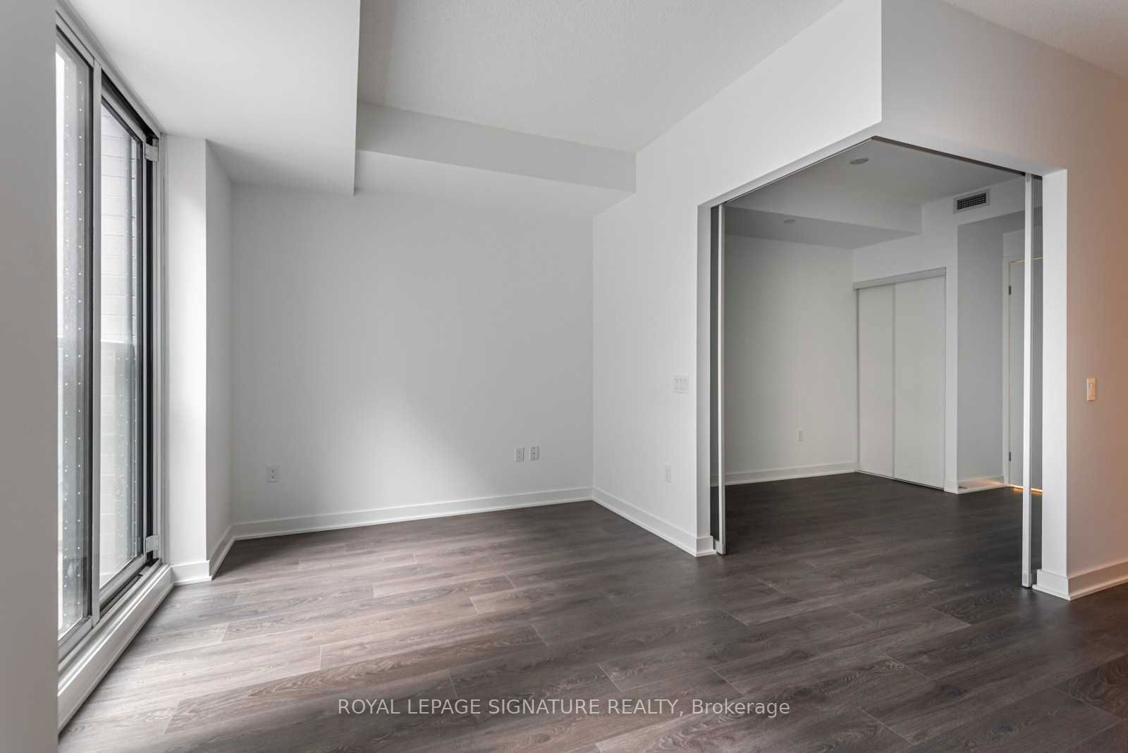 115 Blue Jays Way, unit 505 for rent - image #3