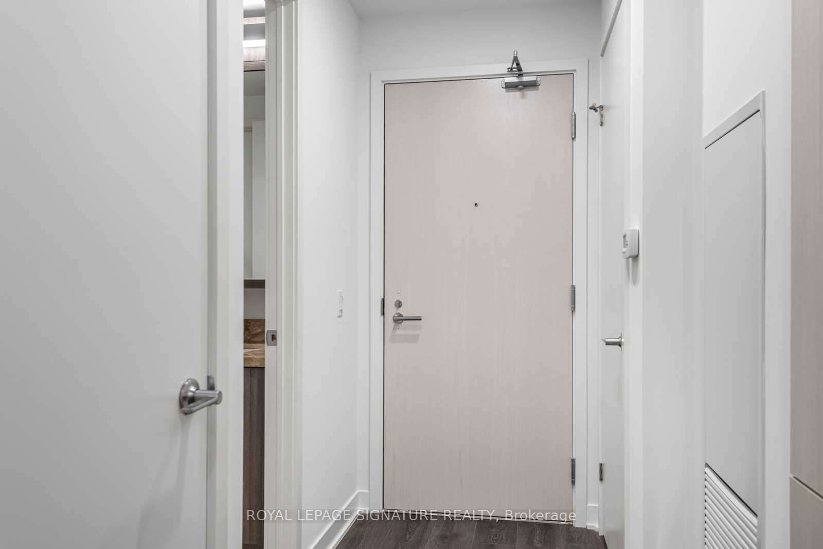 115 Blue Jays Way, unit 505 for rent - image #5