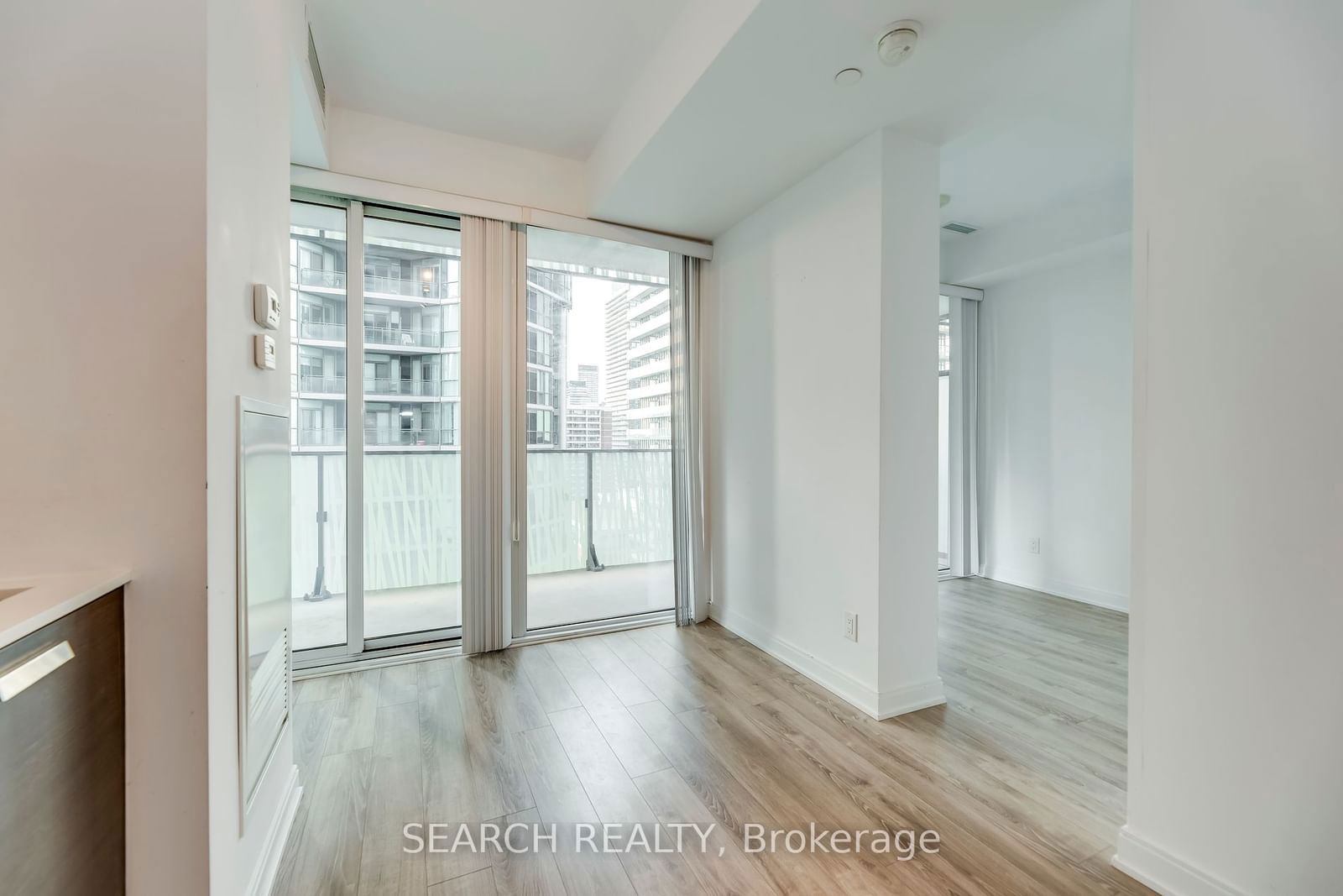 42 Charles St E, unit 1403 for rent - image #10