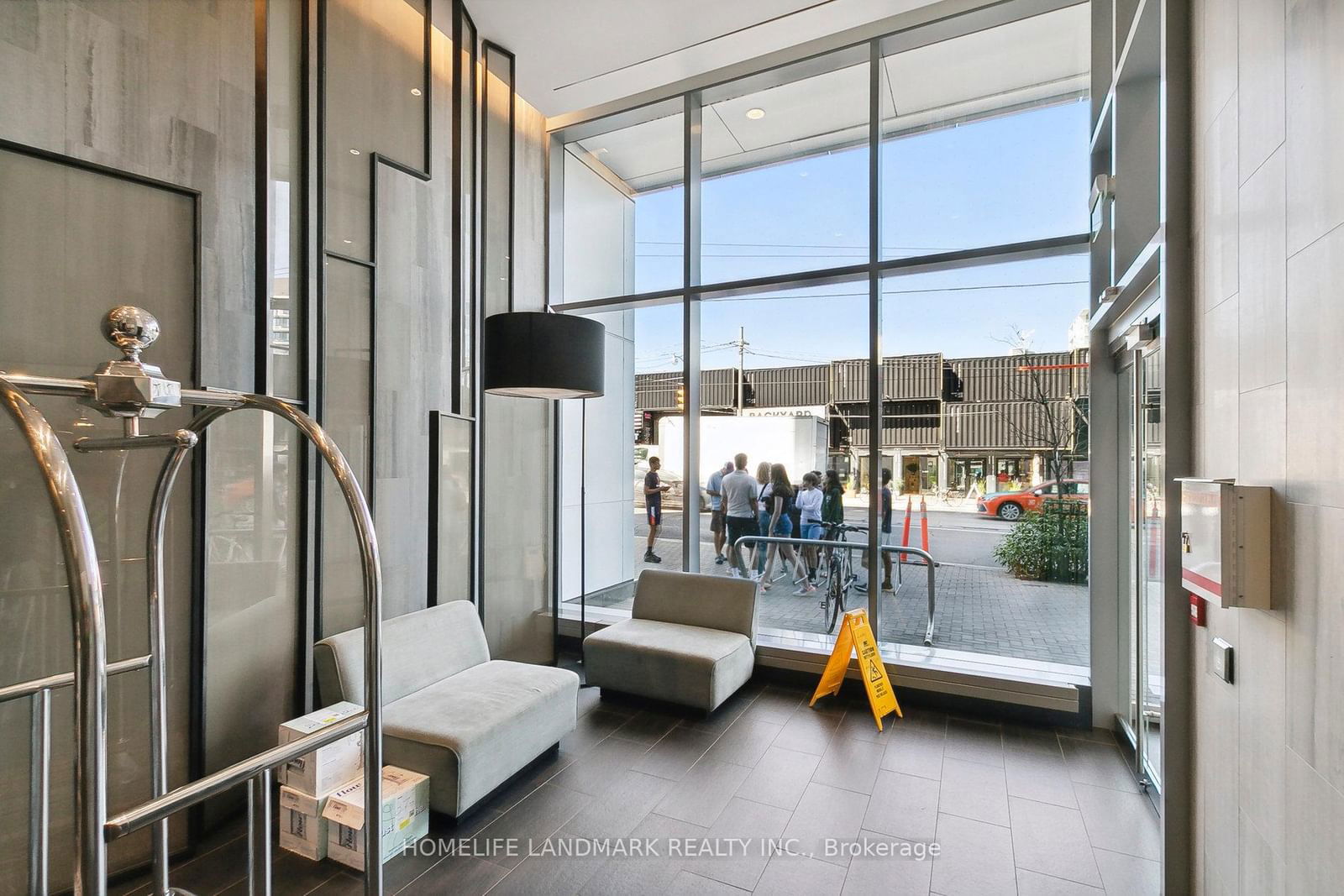 27 BATHURST St, unit 301W for sale - image #4