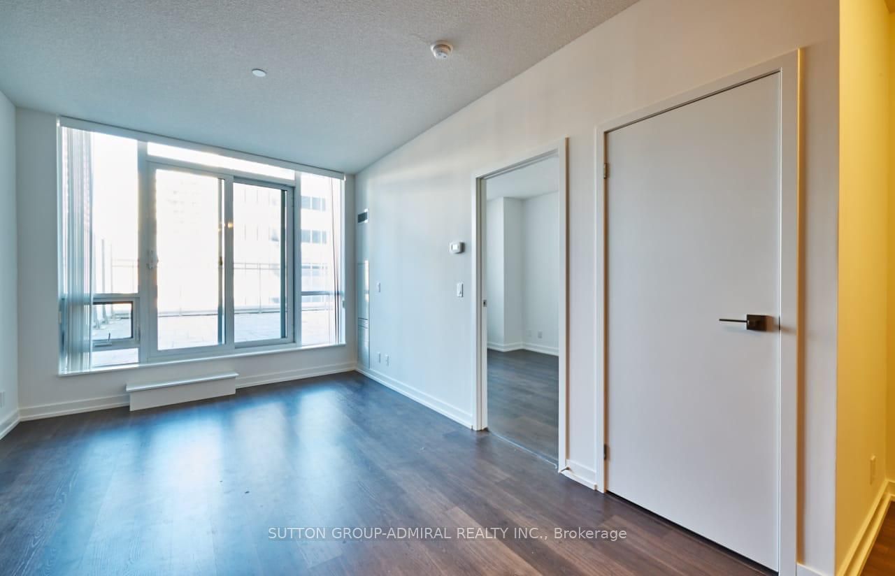 89 Dunfield Ave, unit 705 for rent - image #6