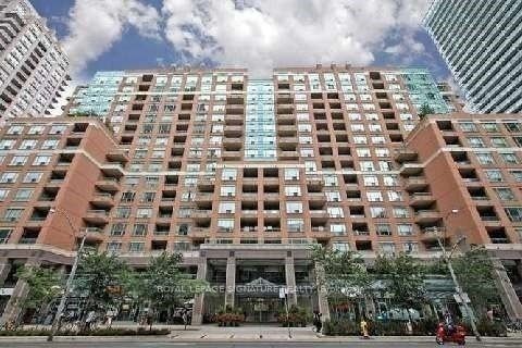 889 Bay St, unit 404 for sale - image #1