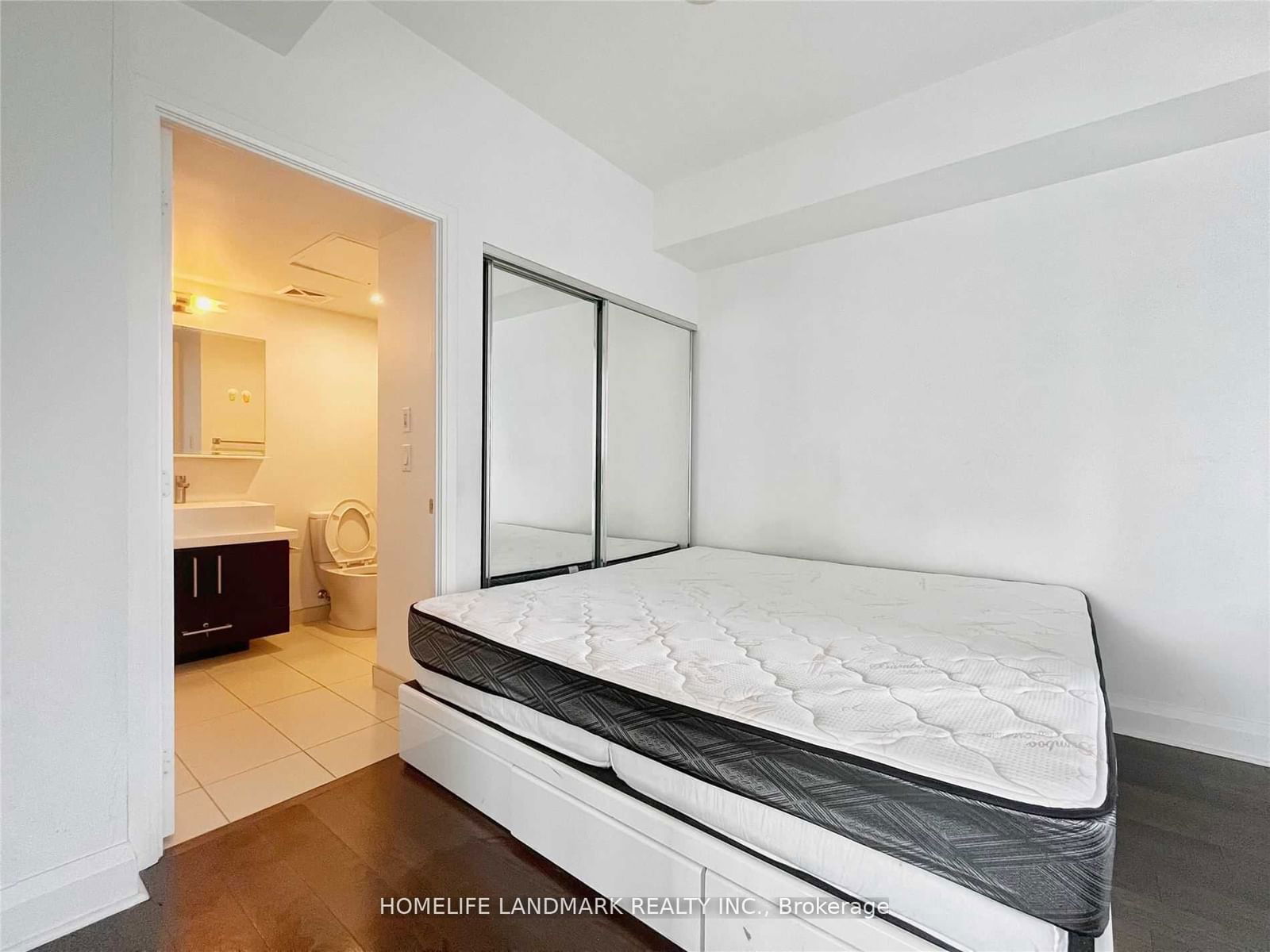 65 st mary St, unit 1202 for rent - image #7