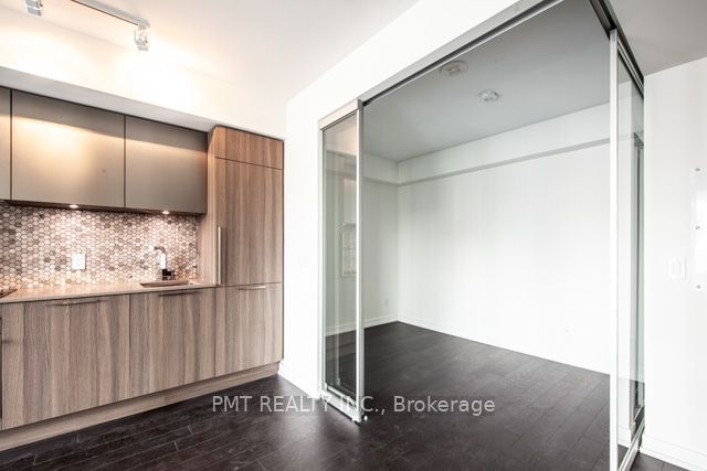 85 Wood St, unit 1617 for rent - image #8