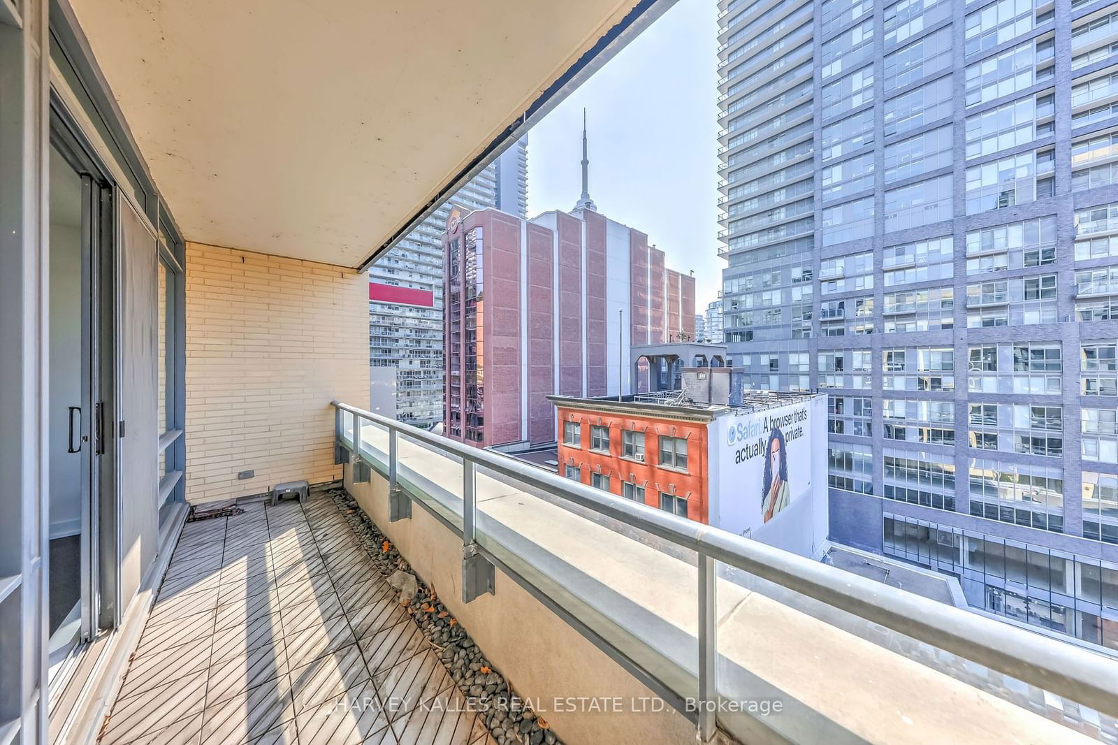 438 King St W, unit 914 for rent