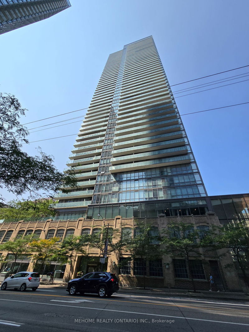 832 Bay St, unit #2808 for sale