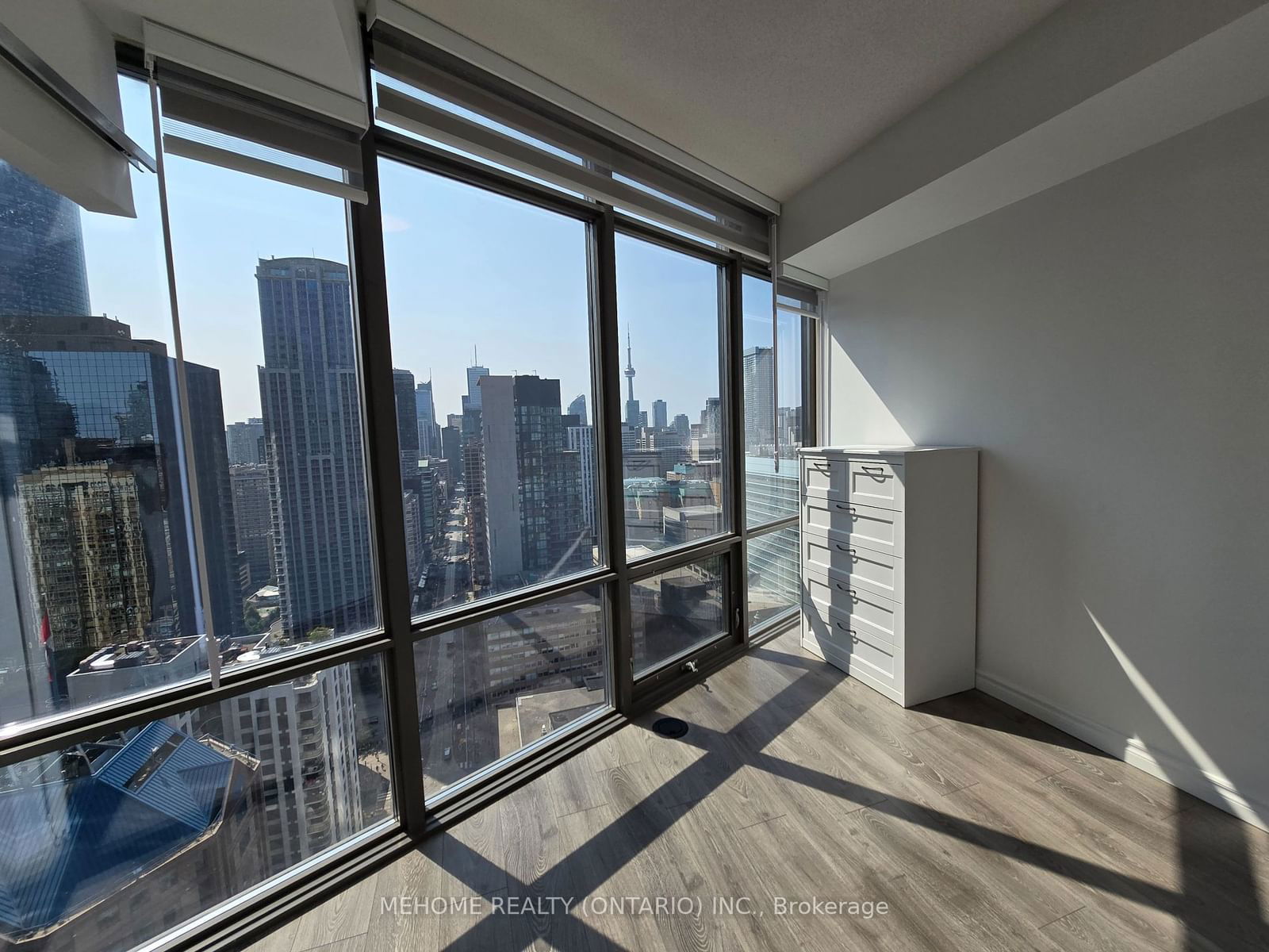 832 Bay St, unit #2808 for sale