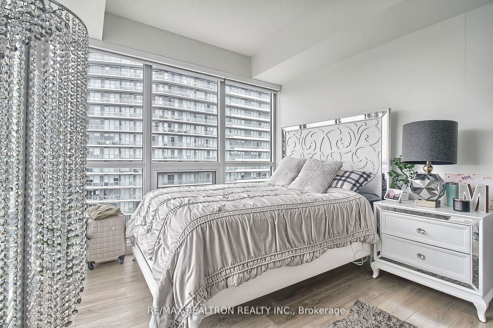 95 McMahon Dr, unit 3108 for sale - image #19