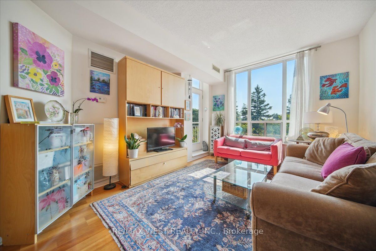 455 Rosewell Ave, unit 511 for sale - image #5