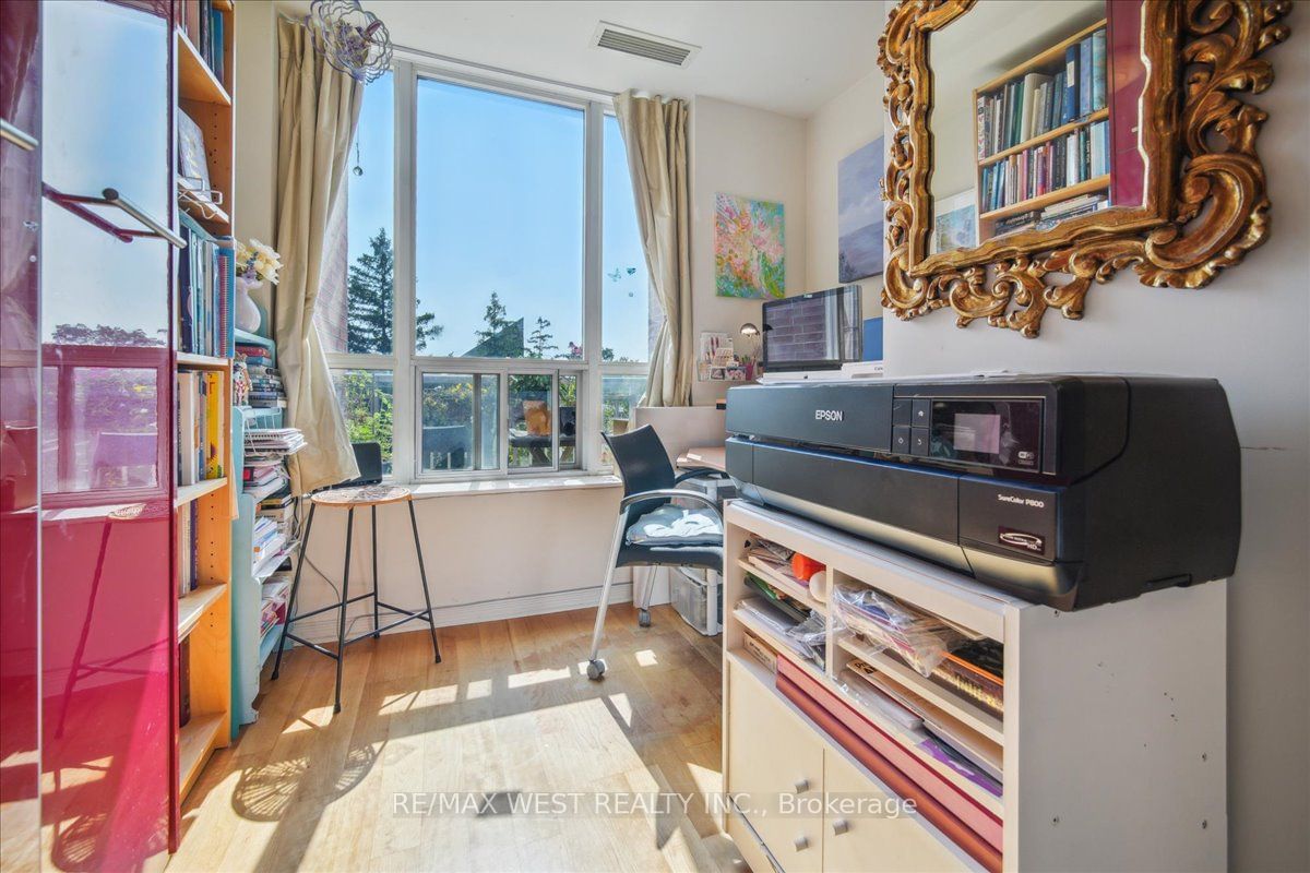 455 Rosewell Ave, unit 511 for sale - image #8