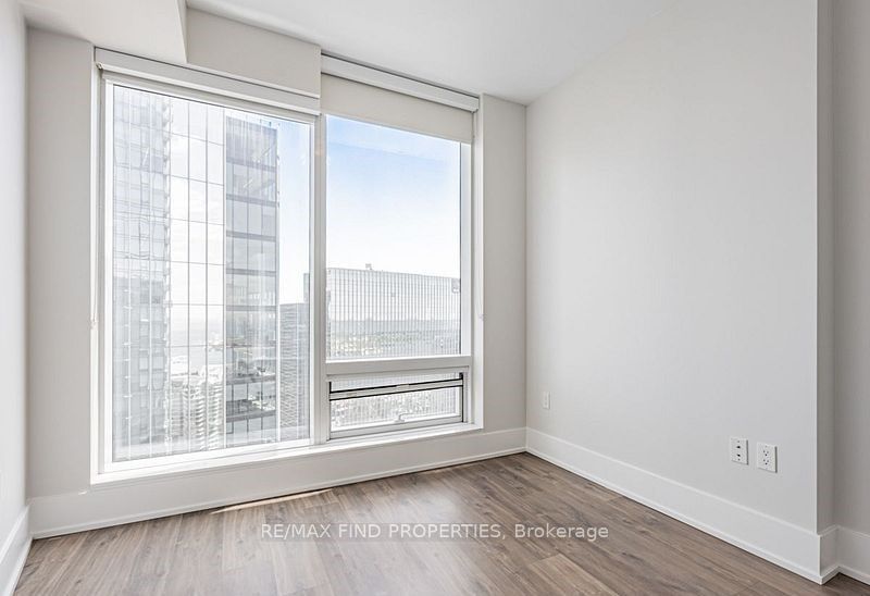 10 York St, unit 4005 for rent - image #20