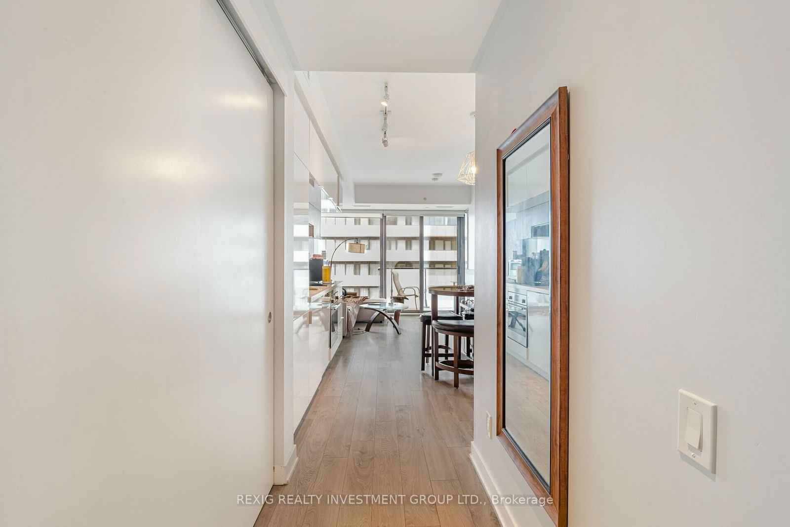 185 Roehampton Ave, unit 1313 for sale - image #5