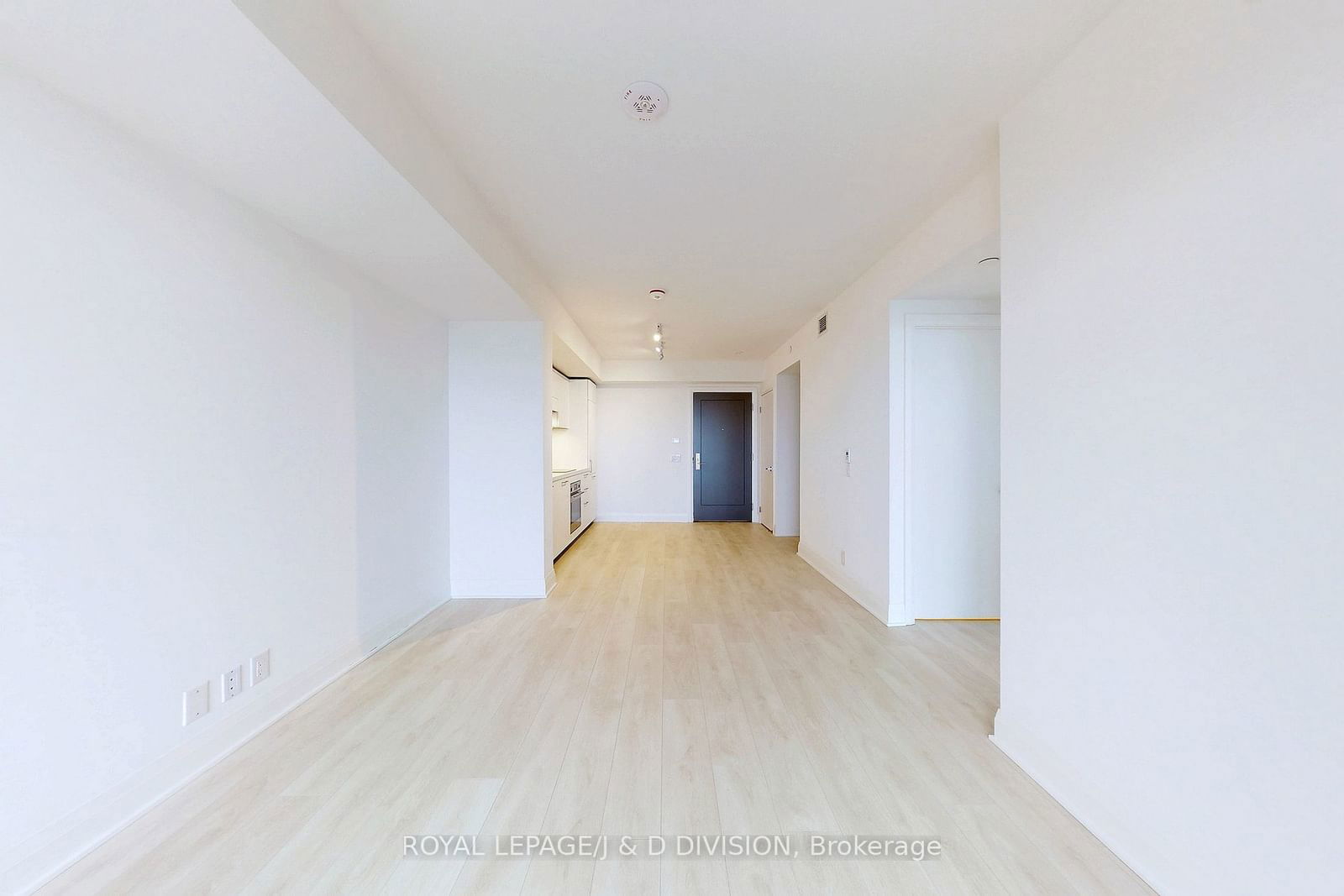 33 Frederick Todd Way, unit 410 for rent - image #12