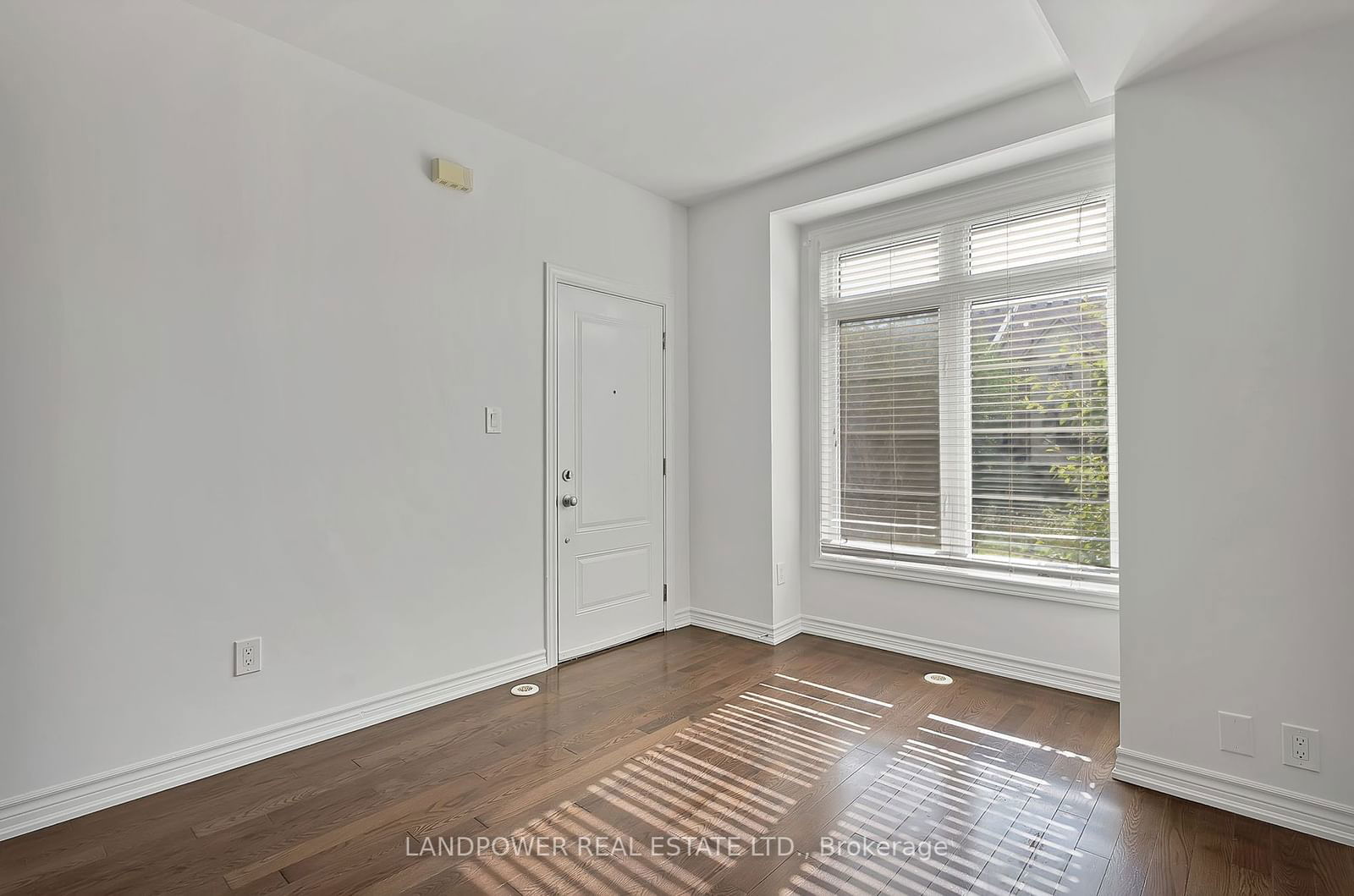 37 Drewry Ave, unit 9 for sale - image #5