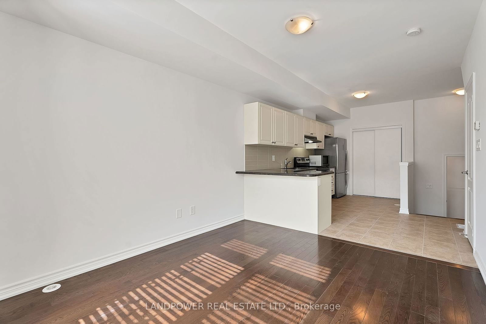 37 Drewry Ave, unit 9 for sale - image #7