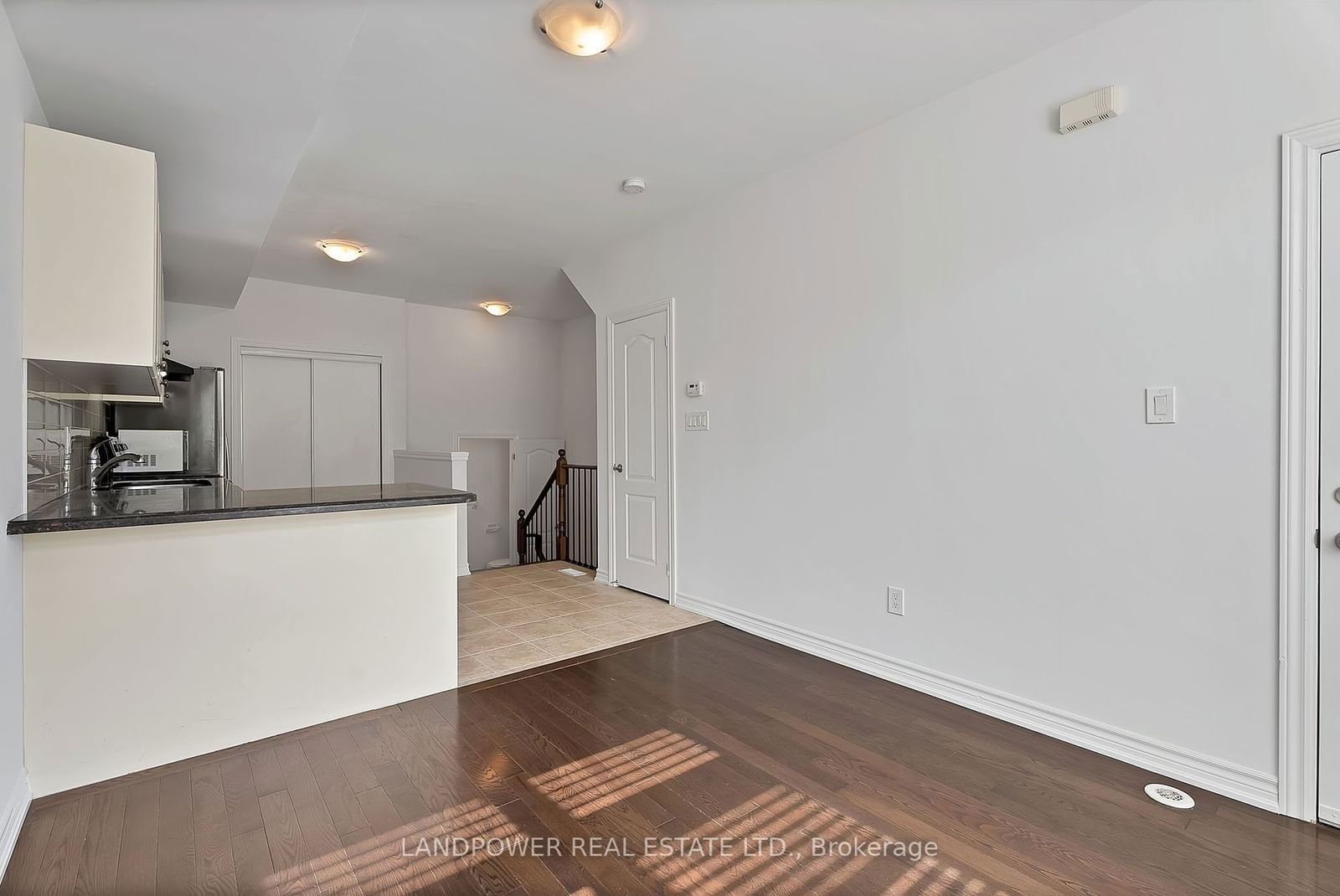 37 Drewry Ave, unit 9 for sale - image #8