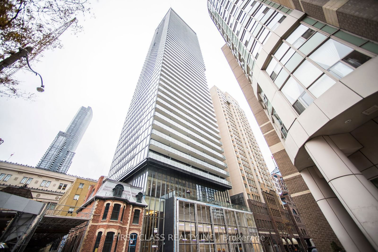 15 Grenville St, unit 2904 for sale