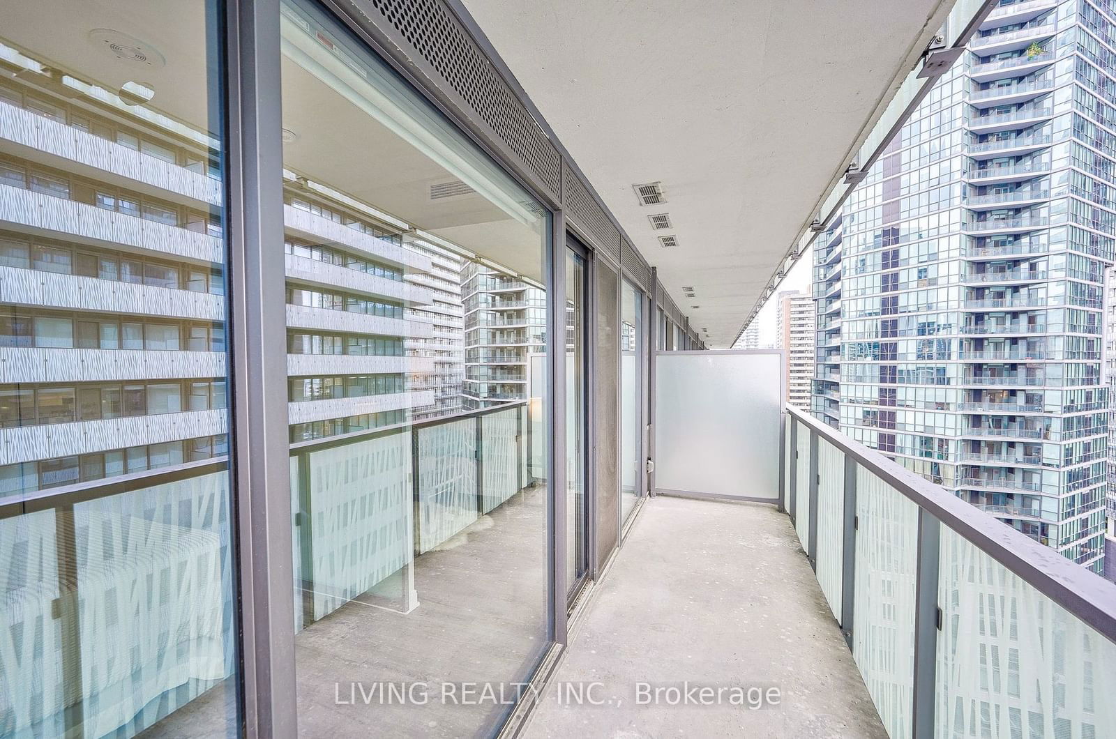 50 Charles St E, unit 1309 for rent