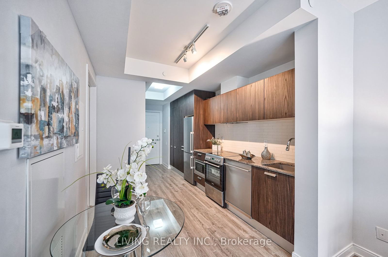 50 Charles St E, unit 1309 for rent