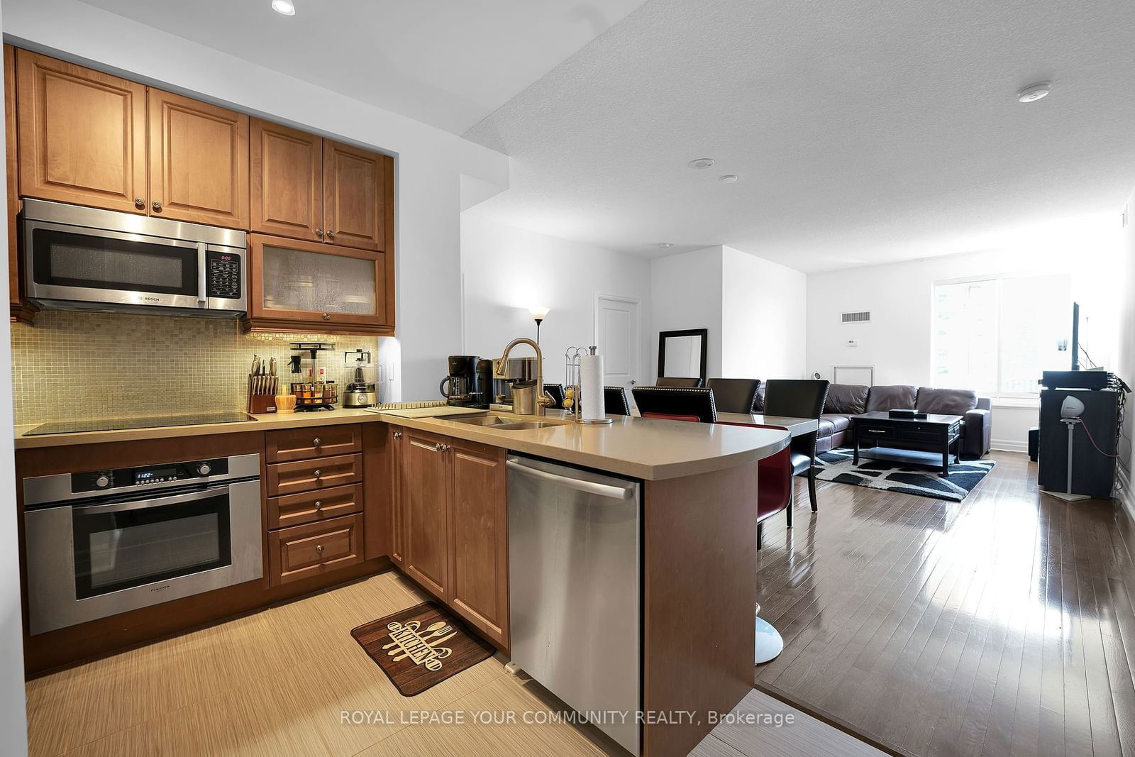 35 Balmuto St, unit 3003 for rent - image #4