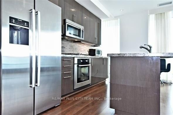 33 Bay St, unit 5005 for rent - image #9