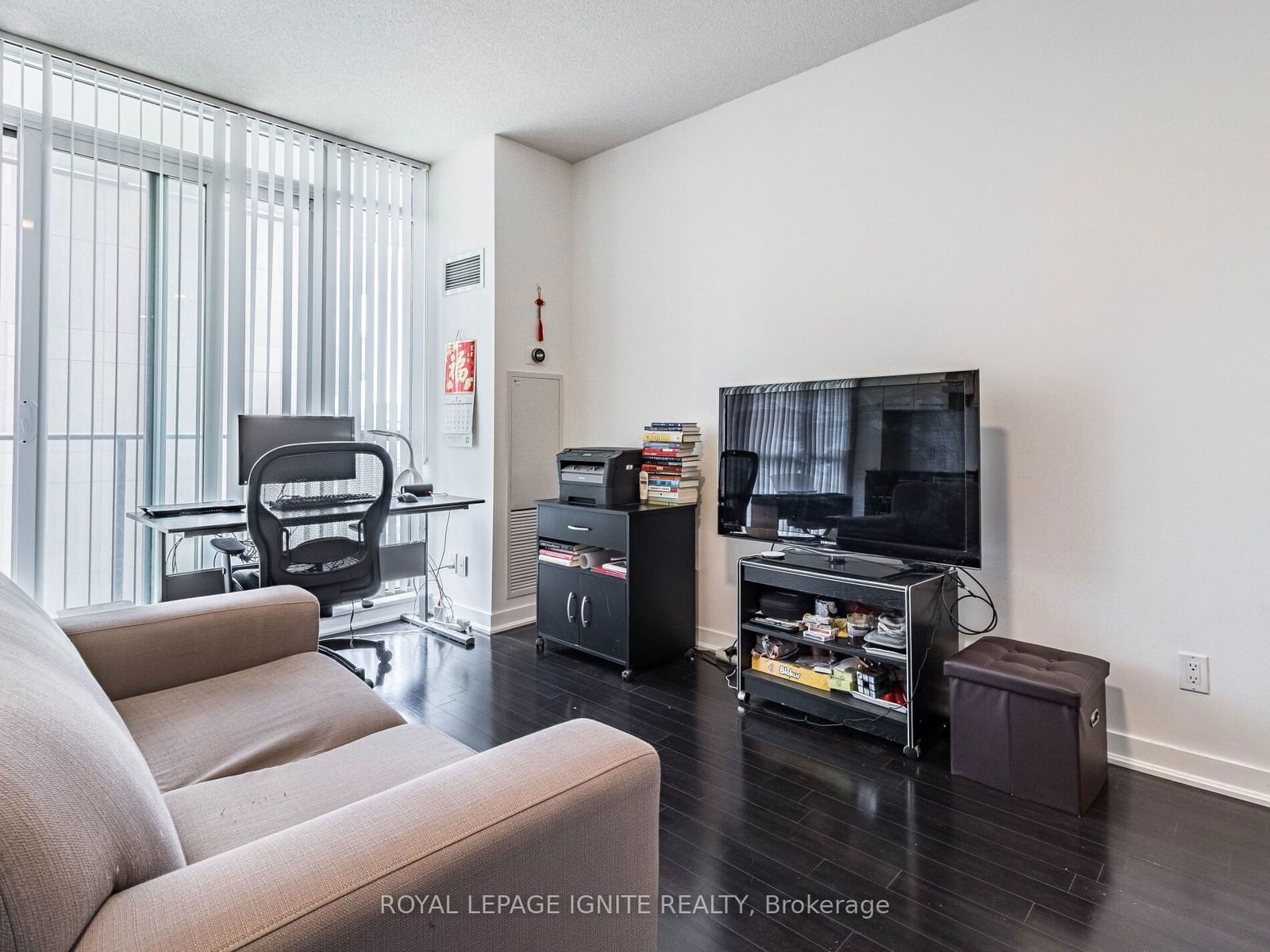 770 Bay St, unit 2509 for rent