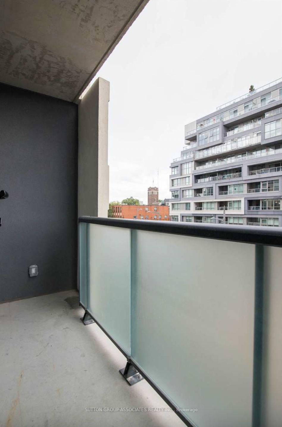 840 St Clair Ave W, unit 416 for rent - image #18