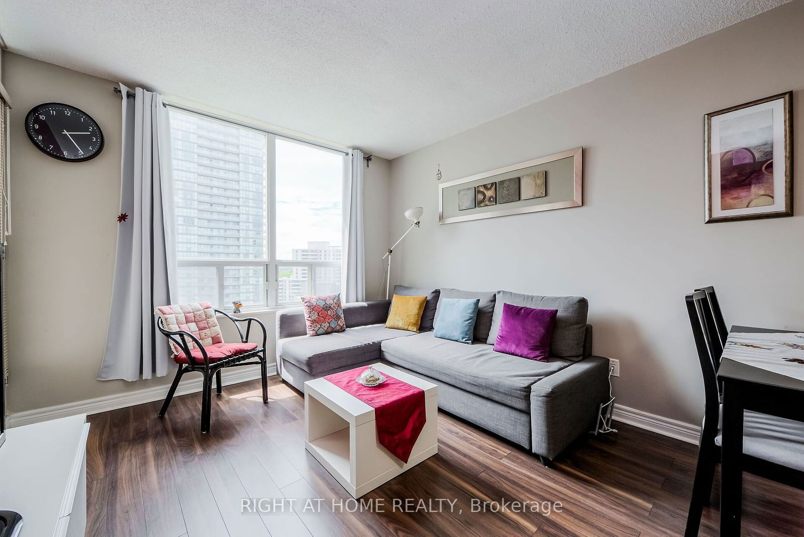 28 Empress Ave, unit 1701 for rent - image #17