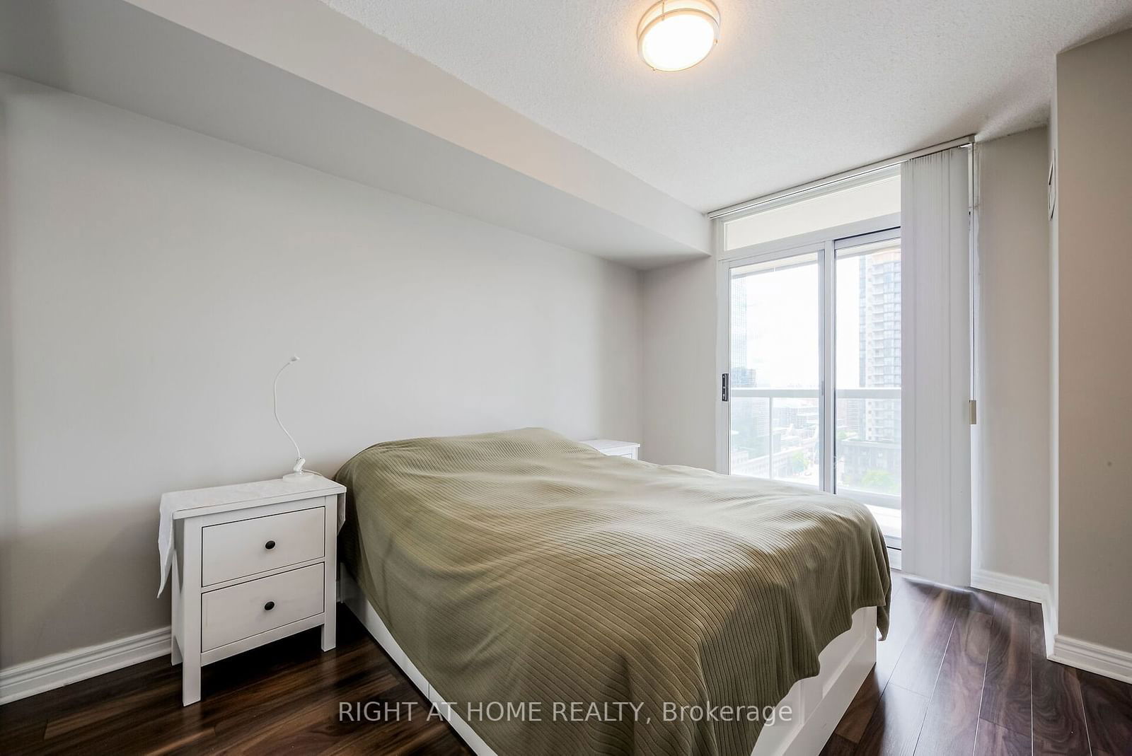 28 Empress Ave, unit 1701 for rent - image #20