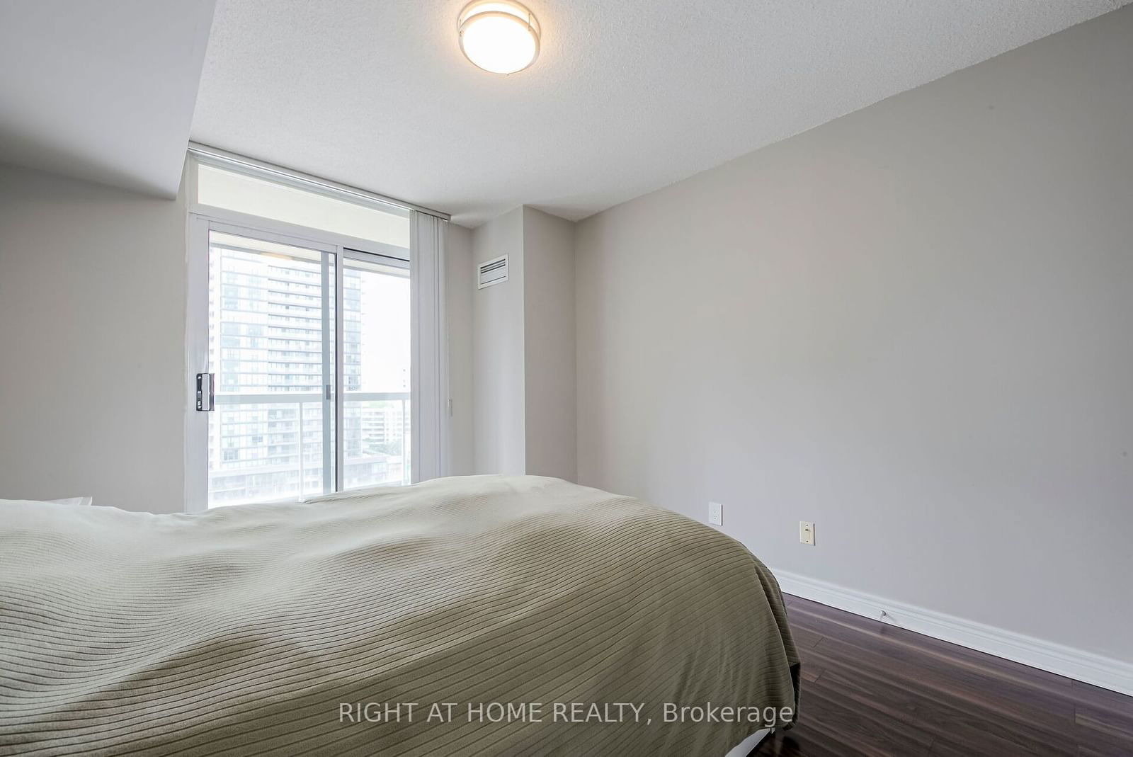 28 Empress Ave, unit 1701 for rent - image #21