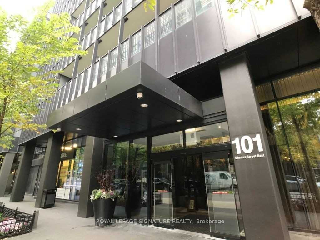 101 Charles St E, unit 613 for rent - image #1