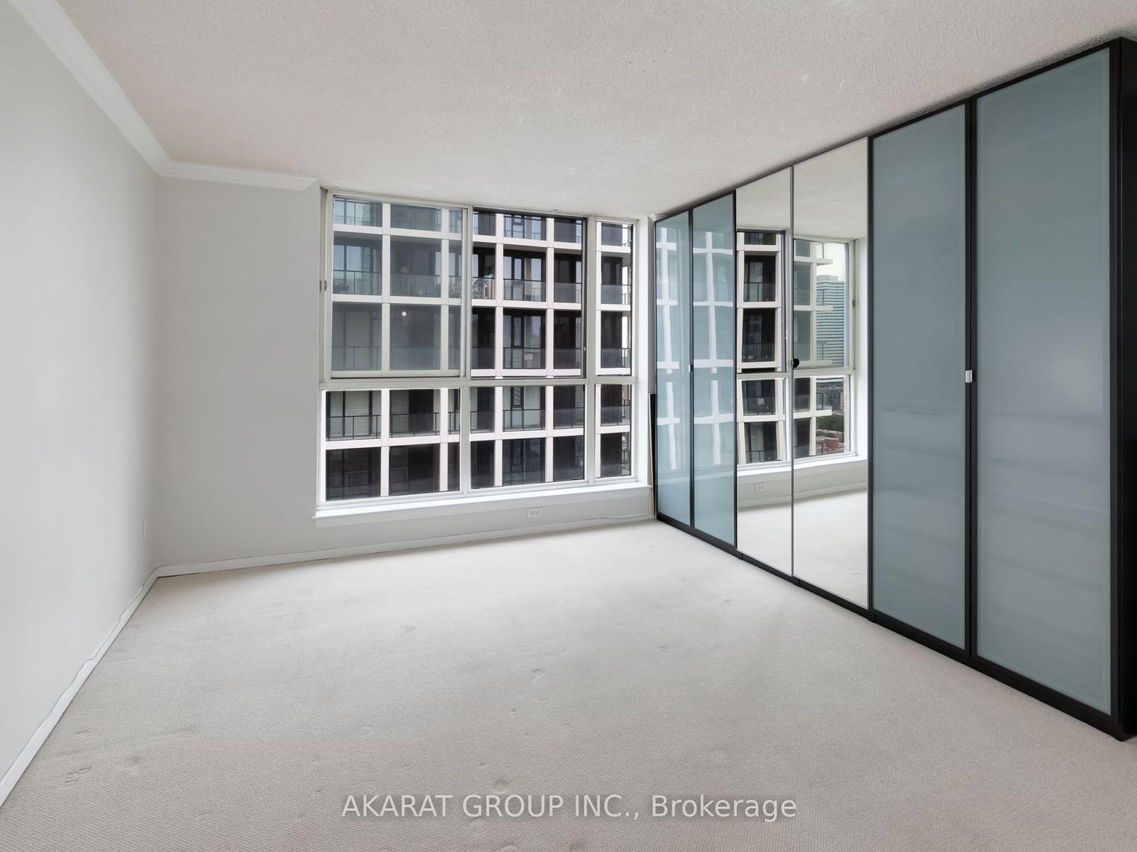 633 Bay St, unit Ph05 for rent - image #25