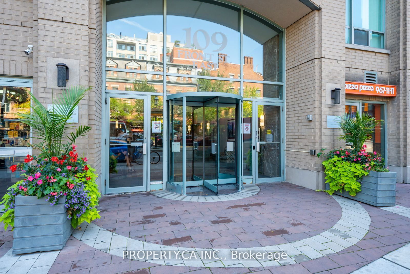 109 Front St E, unit 616 for sale - image #37