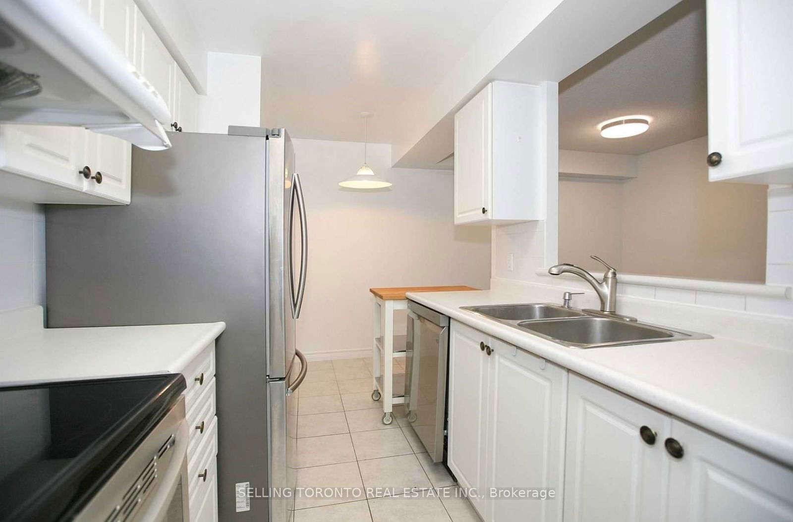 88 Grandview Way, unit 1006 for sale - image #3