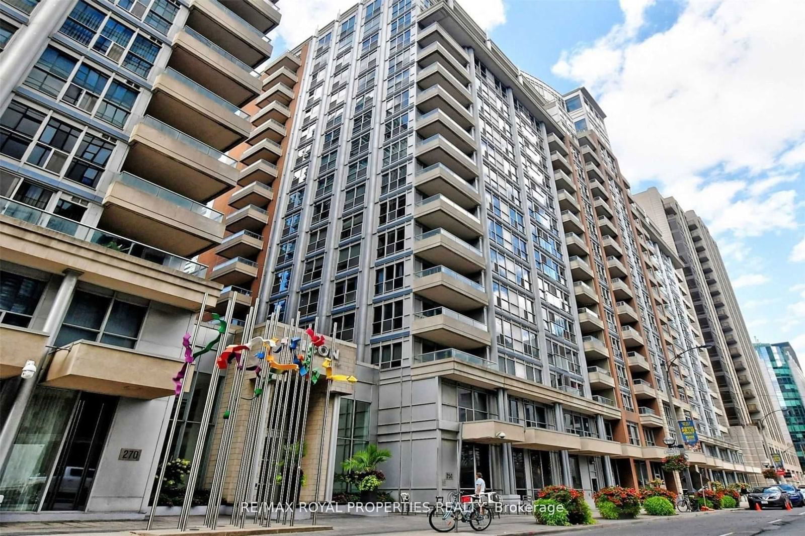 250 Wellington St W, unit 246 for rent - image #35