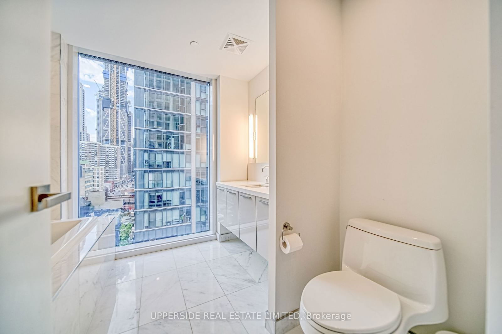 1 Gloucester St, unit 1016 for sale - image #30