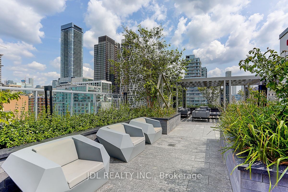 50 Mccaul St, unit 501 for sale - image #30