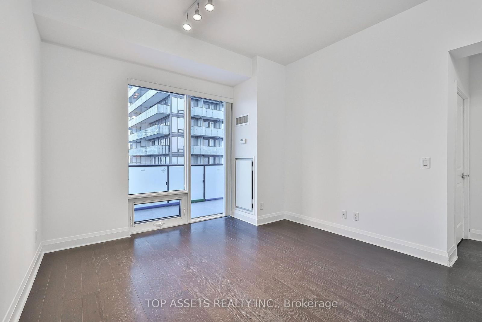 65 St. Mary St, unit 3909 for rent