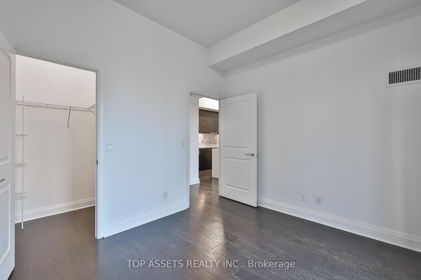 65 St. Mary St, unit 3909 for rent