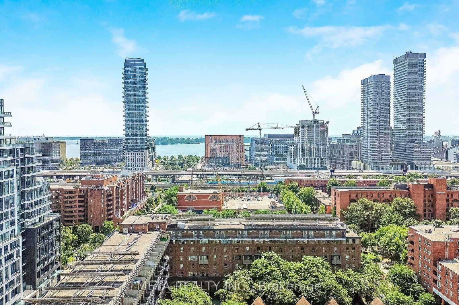 158 Front St E, unit 719 for sale - image #2