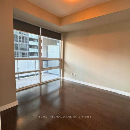 460 Adelaide St E, unit 723 for rent